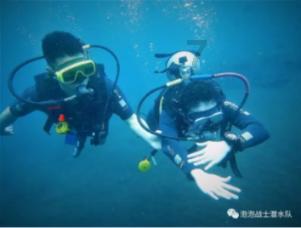 【神农架首届网评大赛90】东湖评论:只此青绿天下殊